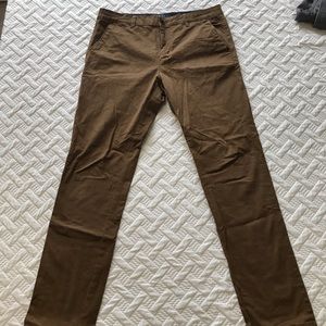 Zara Chinos